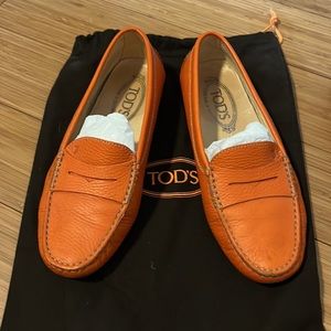 Tods driving shoes 37